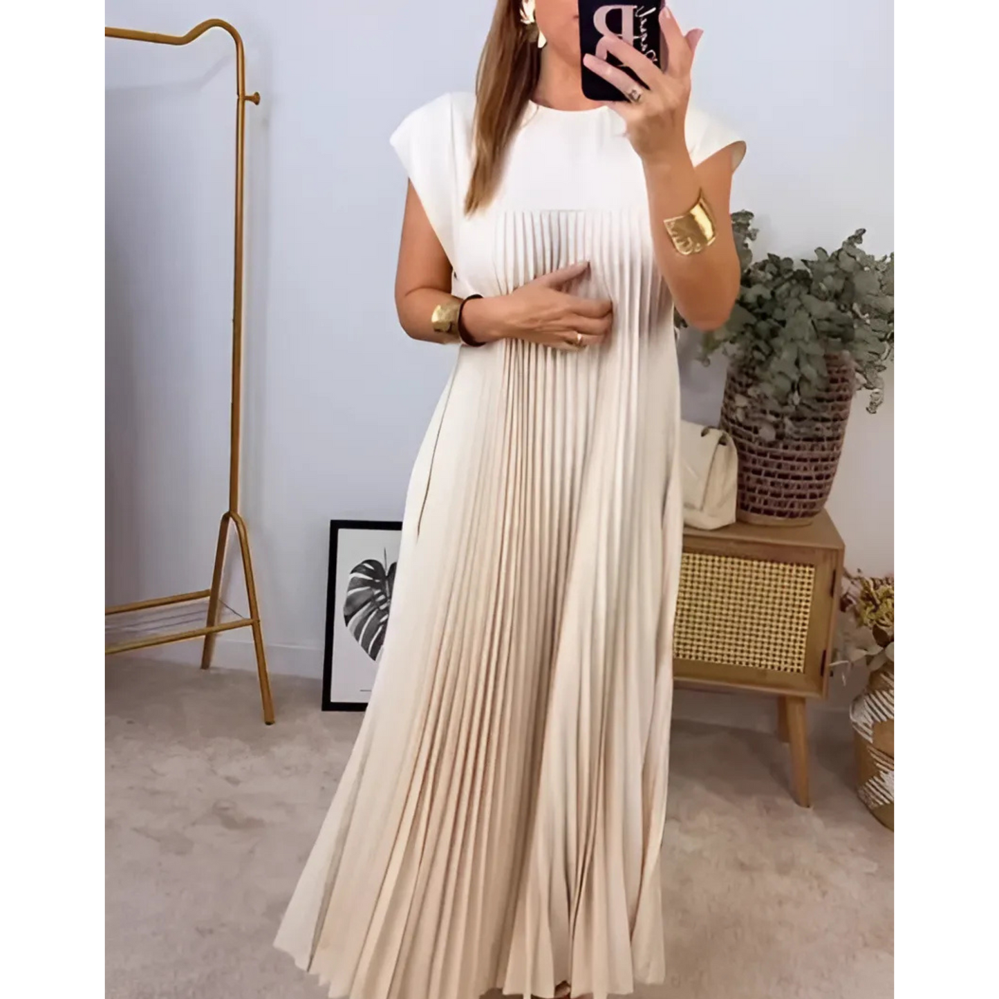 Dresses | Women’s Sleeveless Pleated Maxi Dress