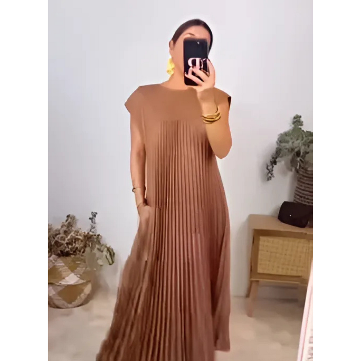 Dresses | Women’s Sleeveless Pleated Maxi Dress
