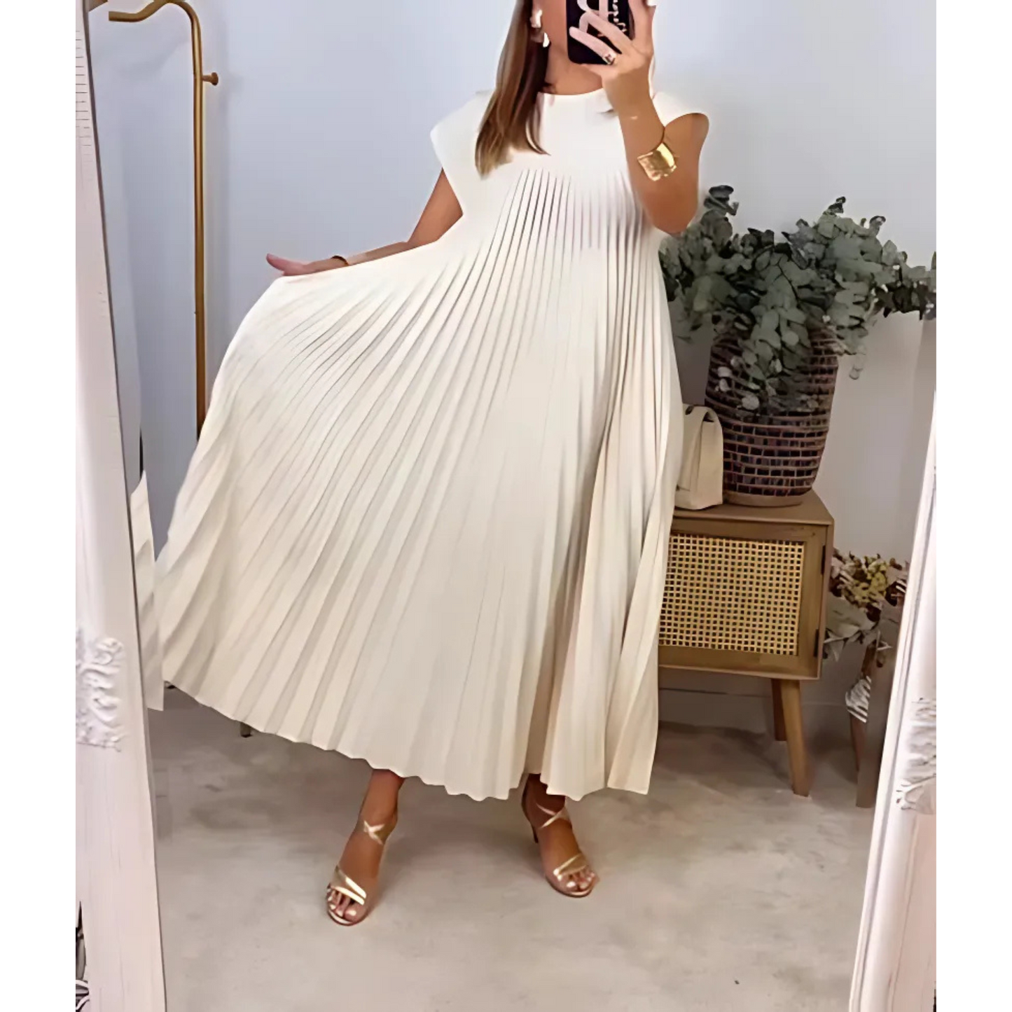 Dresses | Women’s Sleeveless Pleated Maxi Dress