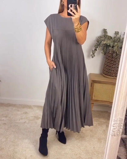 Dresses | Women’s Sleeveless Pleated Maxi Dress