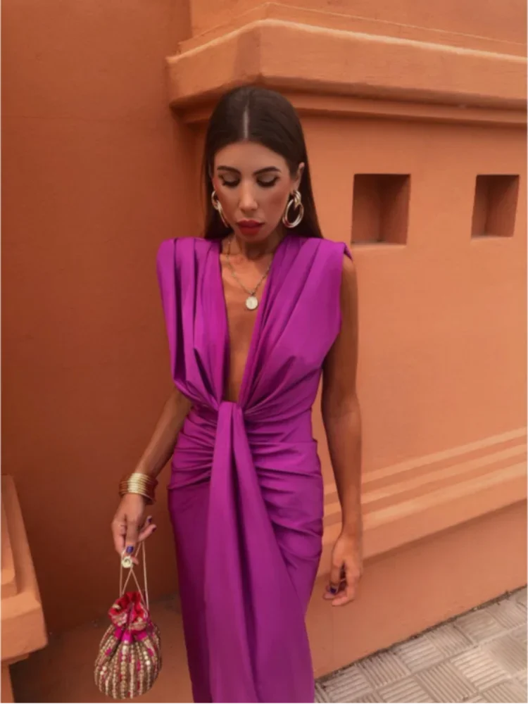Dress | Deep V-Neckline with Figure-Hugging Fit