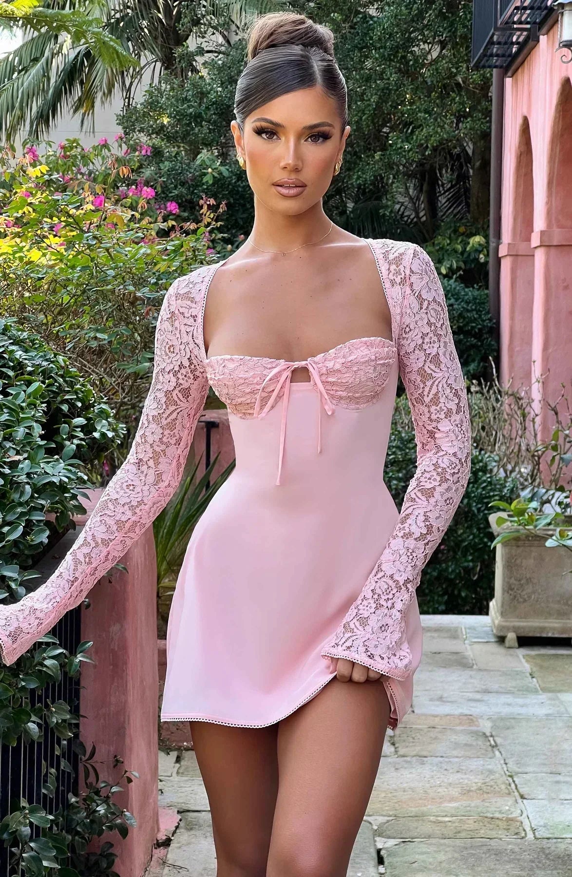 Dresses | Women’s Lace Long Sleeve Sweetheart Neck Mini Dress
